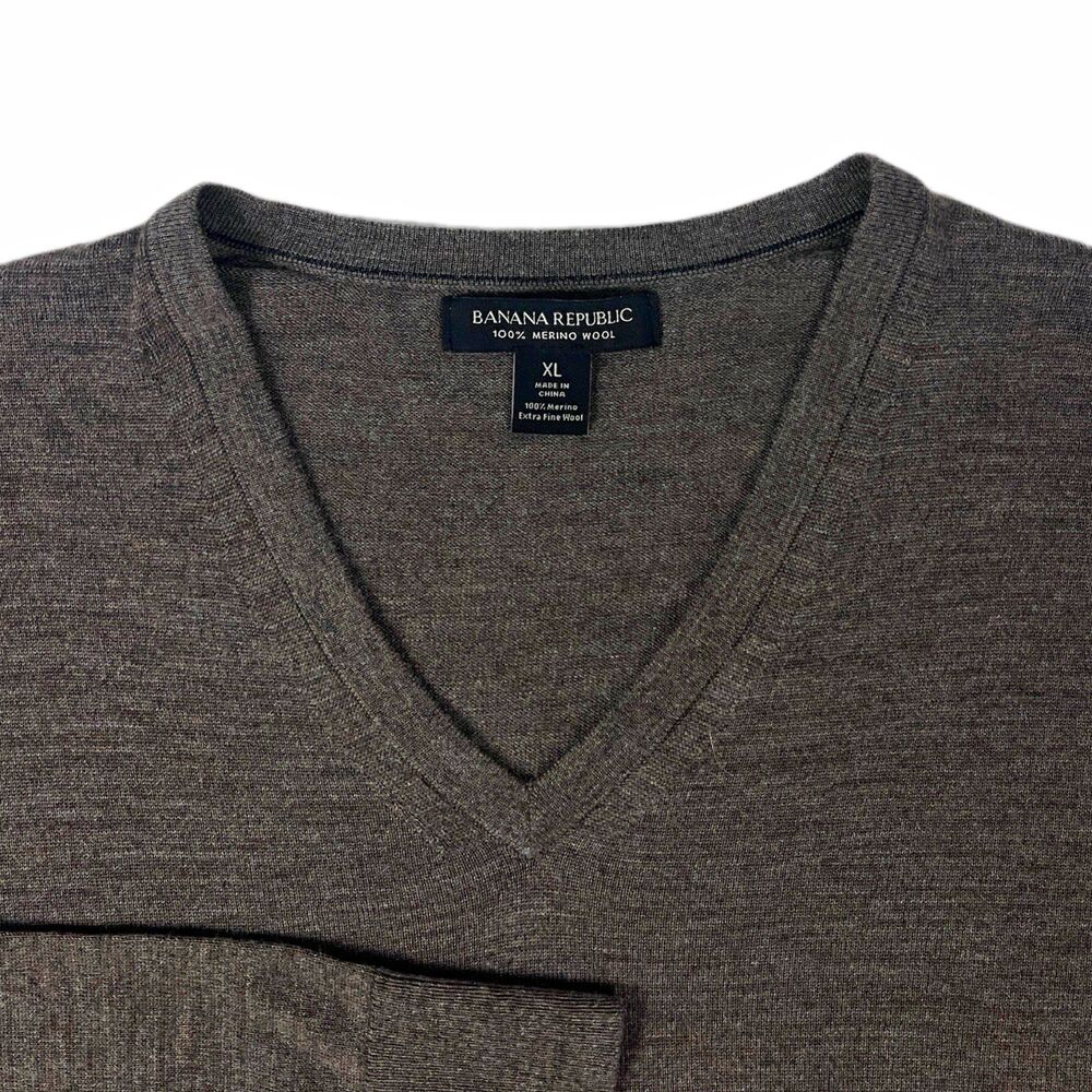 Banana Republic Men’s XL Brown Merino Wool Knit V-Neck Pullover Sweater Light